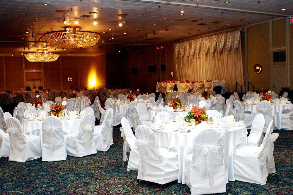 Wyndham Rochester Downtown Restaurant bilde